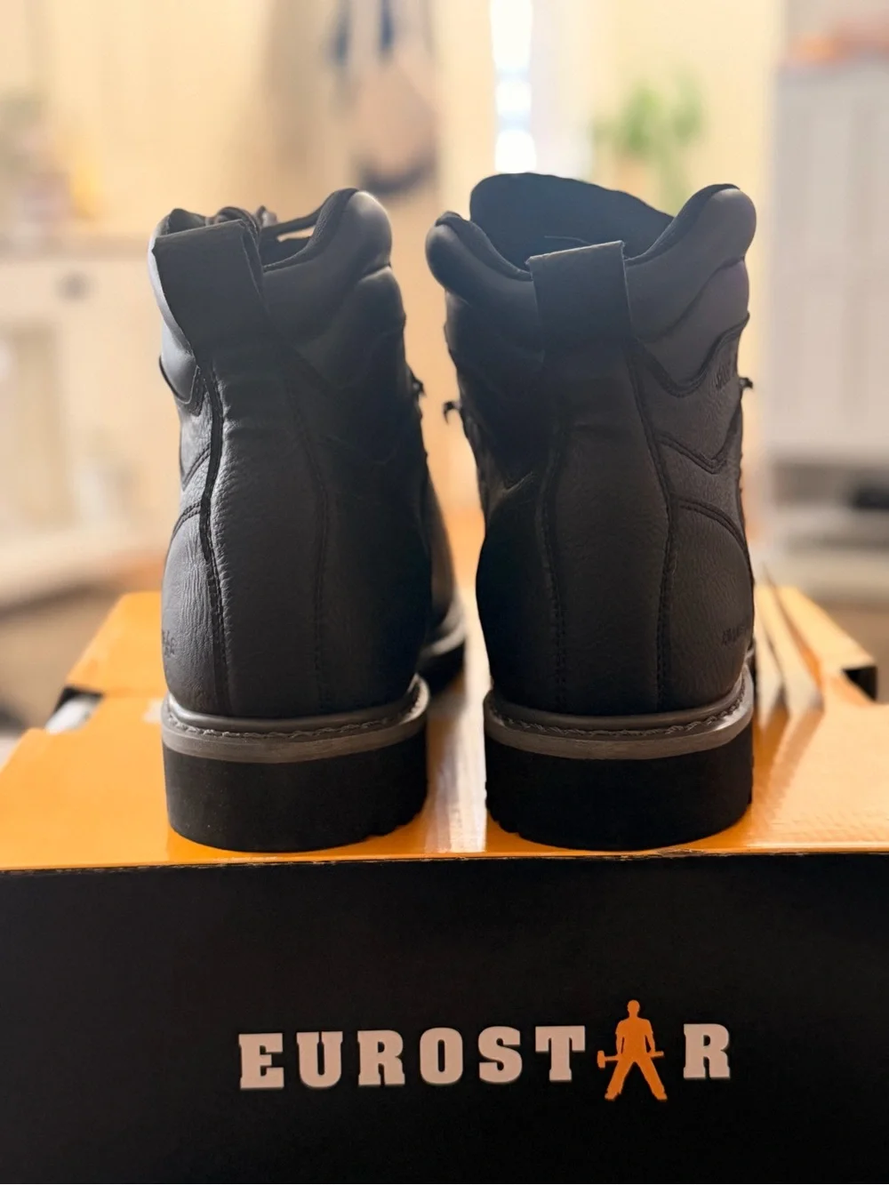 New Size 13 Men's Steel Toe Work Boots